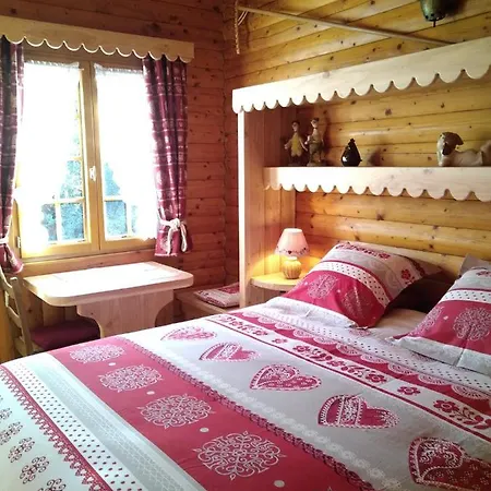 Chalet Le Paradou Guest house Lessive
